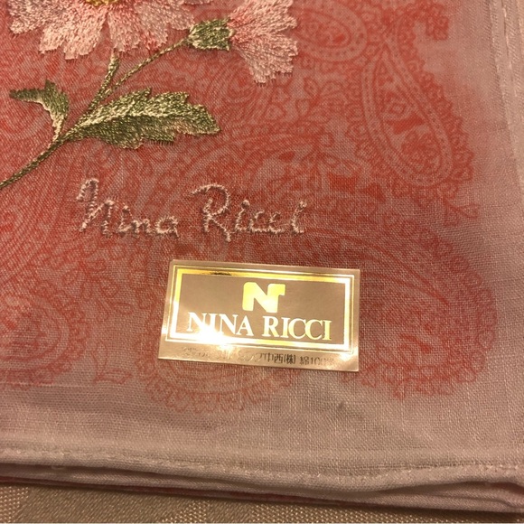 Nina Ricci Handkerchief cotton - Picture 2 of 7
